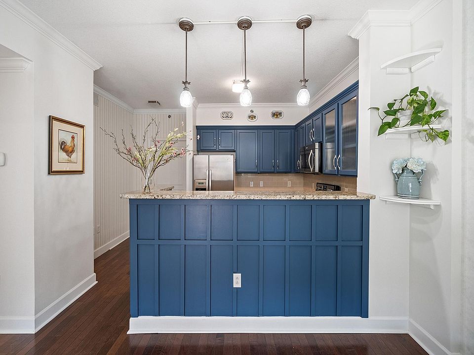 1st image of 1315 East Blvd Unit 312