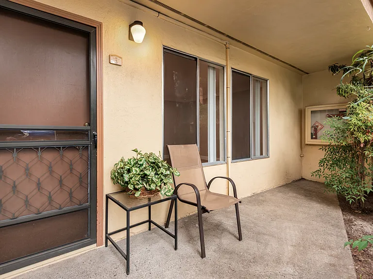 Stanford Garden Apartments — Photo 13