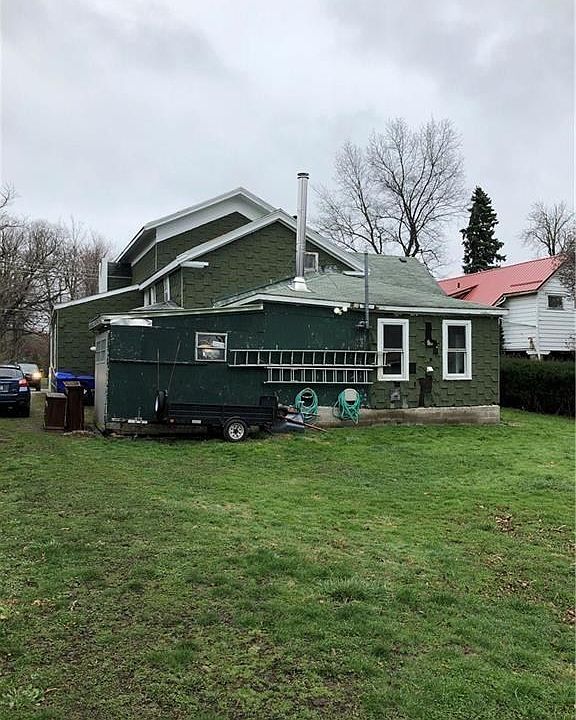 2nd image of 236 N Main St