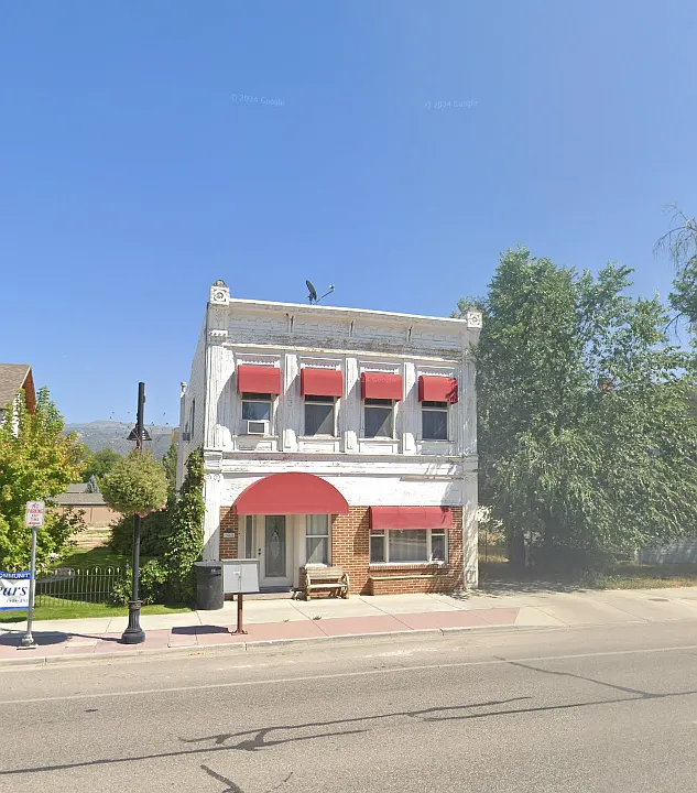 54 N Main St