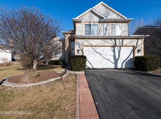106 Bay View Ln, Grayslake, IL 60030