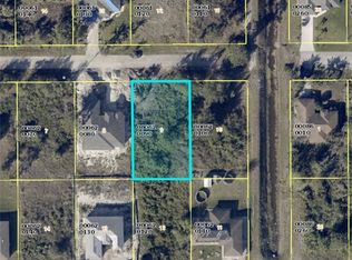 3203 39th St SW, Lehigh Acres, FL 33976