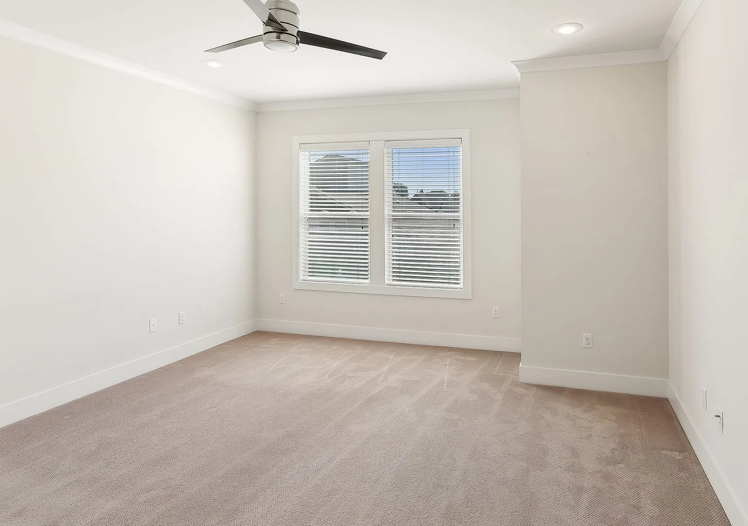 Townhome Near Hospital District | Short-term Lease Available! — Photo 3