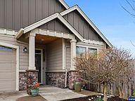 425 Grant St, Silverton, OR 97381 | Zillow