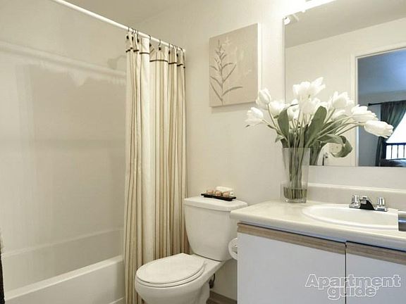 4th image of 200 Lippert Dr W APT F126