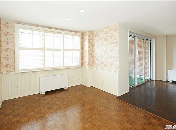 5th image of 1 Kensington Gate APT 326