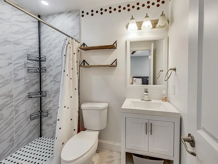 716 Jackson St NE #2 — Photo 17