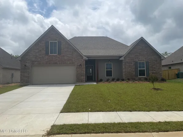 14401 Eliza Dr, Vancleave, MS 39565