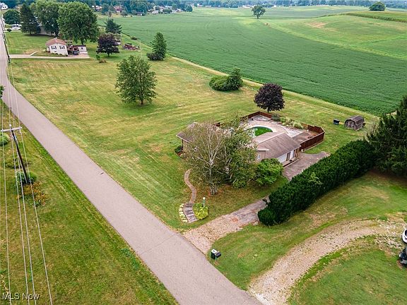 5th image of 25455 Township Road 192