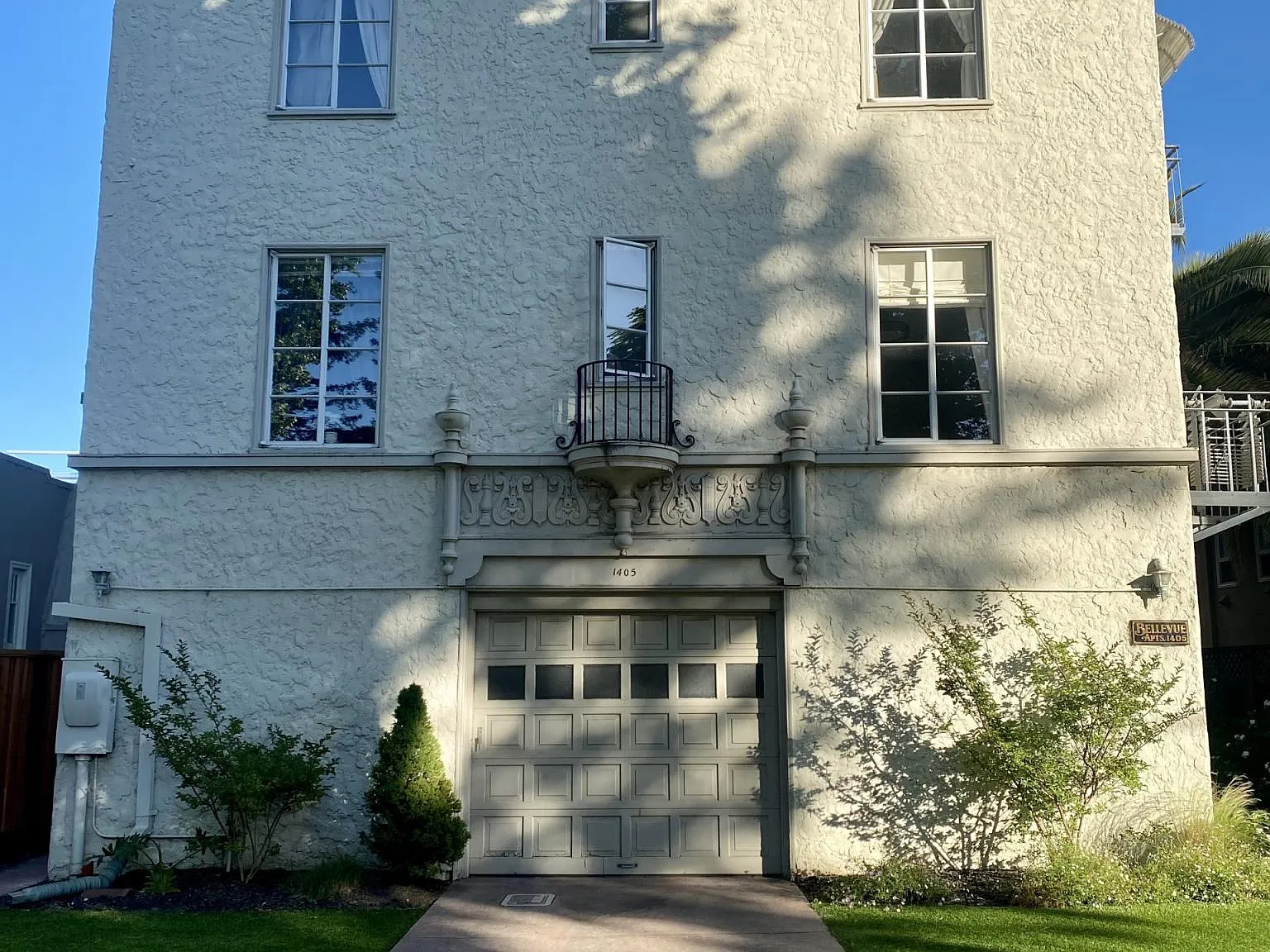 1405 Bellevue Ave — Photo 3