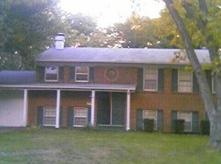 2255 Thunderbird Ave, Florissant, MO 63033