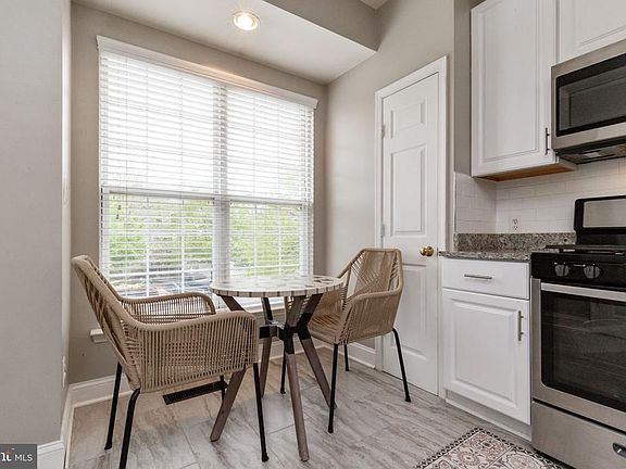 4th image of 12189 Caithness Cir