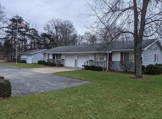 1567 W Giles Rd, Muskegon, MI 49445