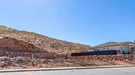 3rd image of 2719 S Desperado Dr
