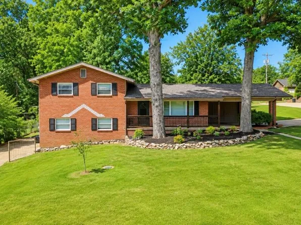1945 Woodhaven Rd, Poplar Bluff, MO 63901