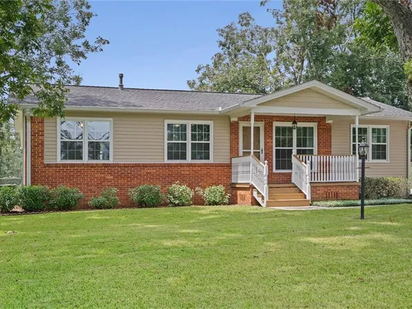 4850 Ivywood Dr, Mobile, AL 36619