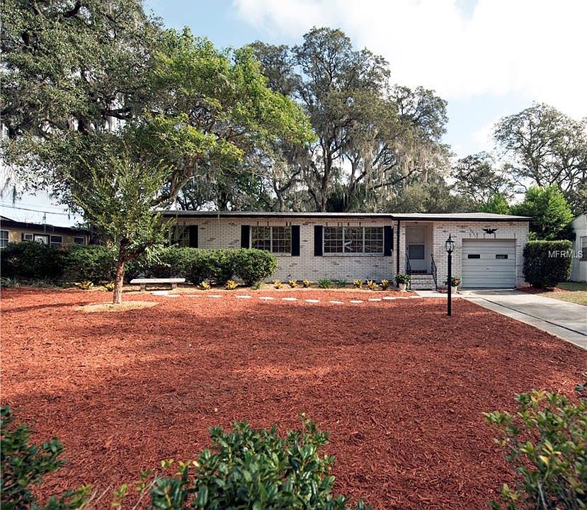 1st image of 10231 N Fleetwood Dr