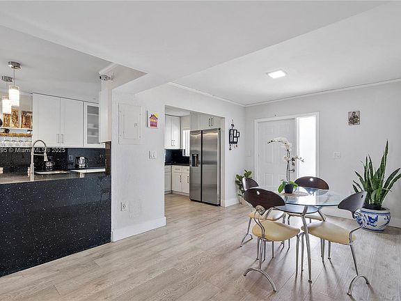 4th image of 3750 NW 115th Ave #25