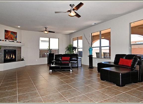 5th image of 1036 Cristanos Dr