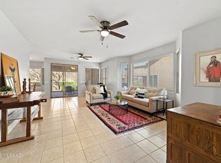 530 W Aspenwood St, Green Valley, AZ 85614