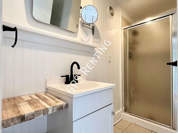 4th image of 8414 Cedarhome Dr APT 4