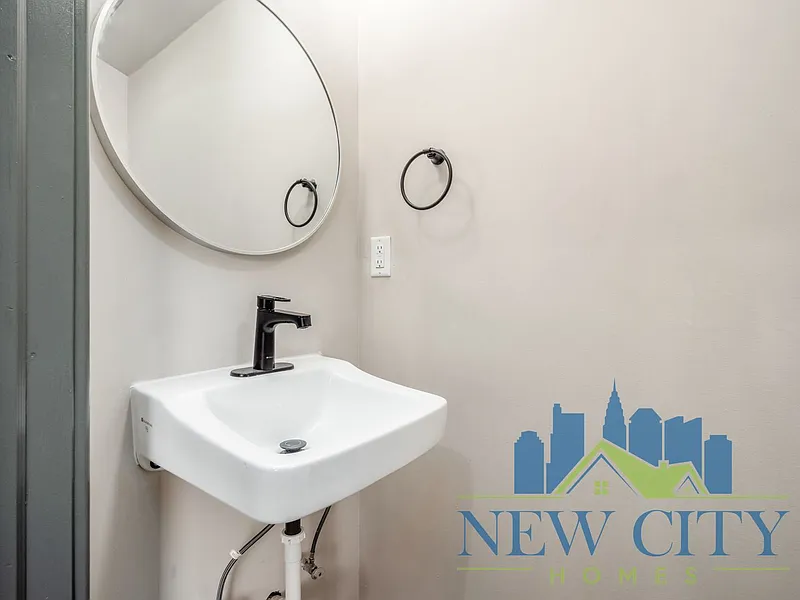 Thumbnail 13