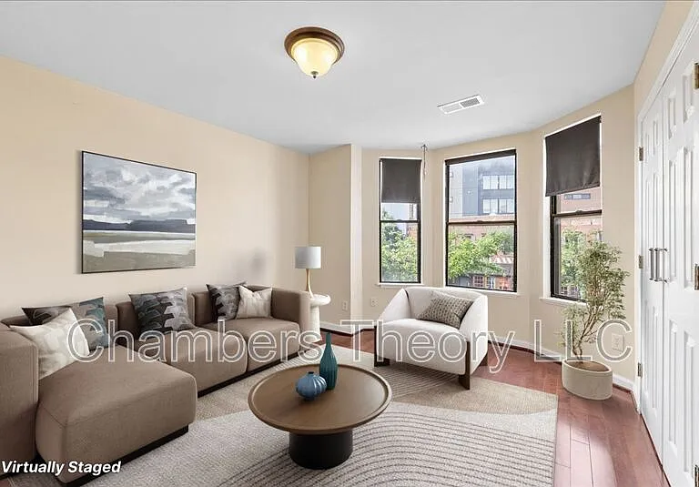 533 Florida Ave NW #2 — Photo 2