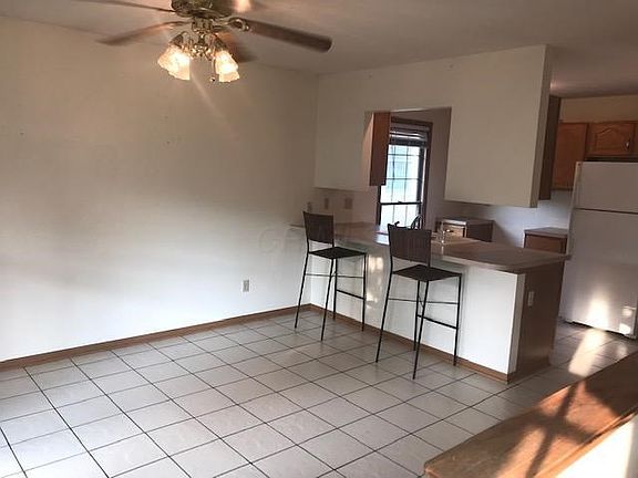 5th image of 679 Hornbeck Ave