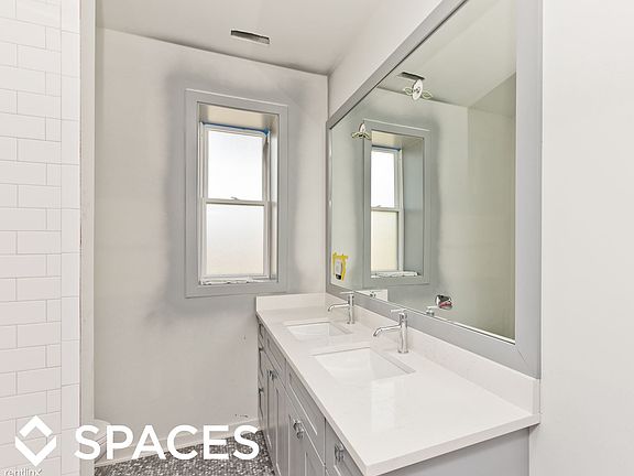5th image of 2834 W Diversey Ave #3R