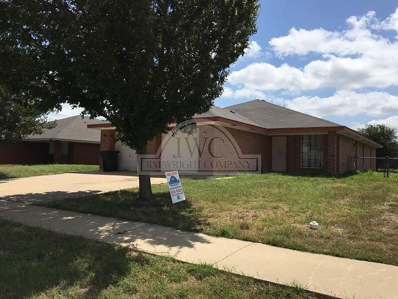 1st image of 4606 Bowles Dr