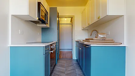 Rented by Bond New York