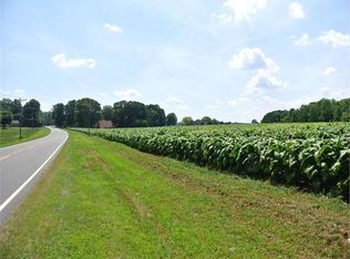 220 Mountainview Rd, King, NC 27021