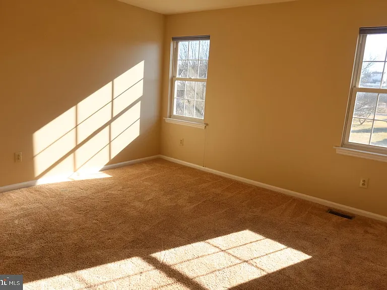 4581 Green Tree Rd — Photo 11