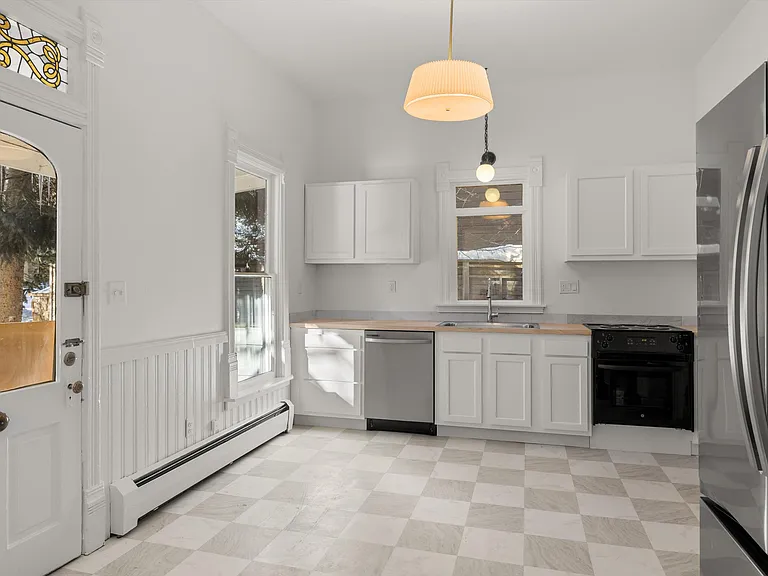 406 W Smuggler St — Photo 8