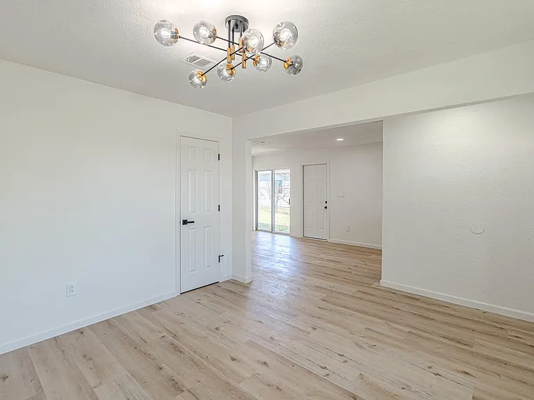 3538 Cork Dr — Photo 18