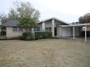 209 Straw Rd, Saginaw, TX 76179