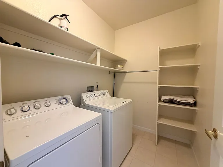 8456 S Hoyt Way #308 — Photo 11