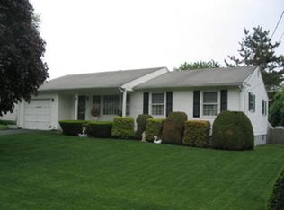 100 Pollett St, Cumberland, RI 02864