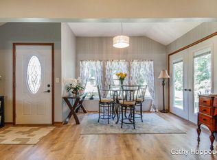 4940 Westbrook Rd, Ionia, MI 48846