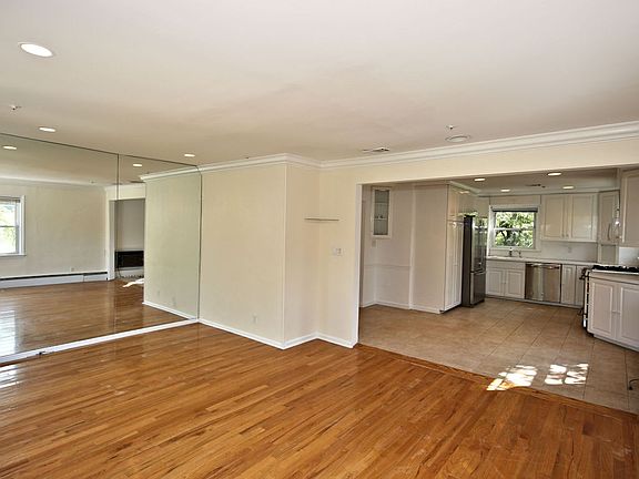 2nd image of 43 Stewart Pl