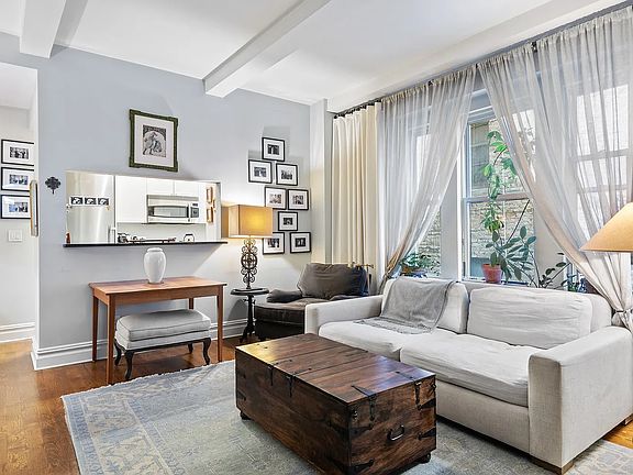 4th image of 25 5th Ave APT 5G