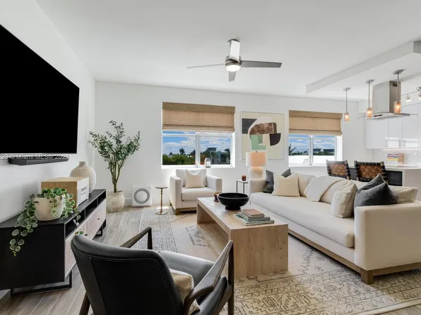 236 SE 5th Ave #309, Delray Beach, FL 33483