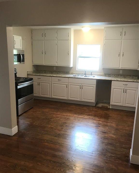 1st image of 409 E Austin St APT 1