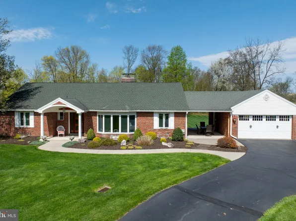 1115 Hollow Rd, Collegeville, PA 19426