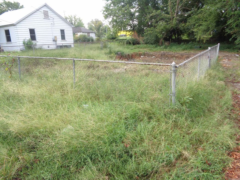 2nd image of 3309 W 27th St