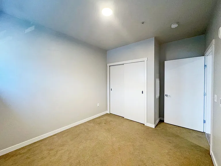 1085 103rd Ave NE #607 — Photo 9