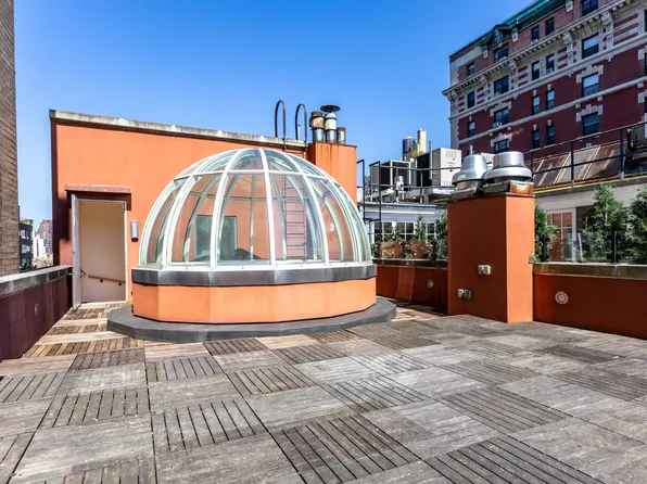 247 Central Park West image 29 of 29