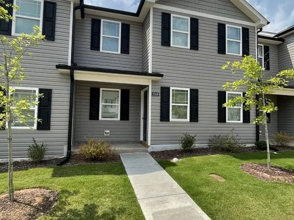 2058 Wiggins Village Dr, Youngsville, NC 27596