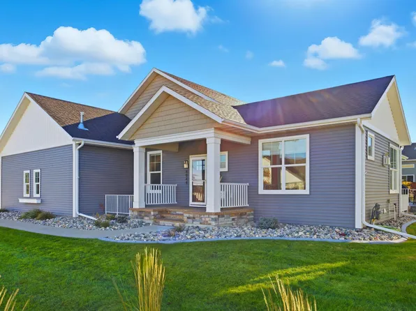 4944 Avery Ln S, Fargo, ND 58104