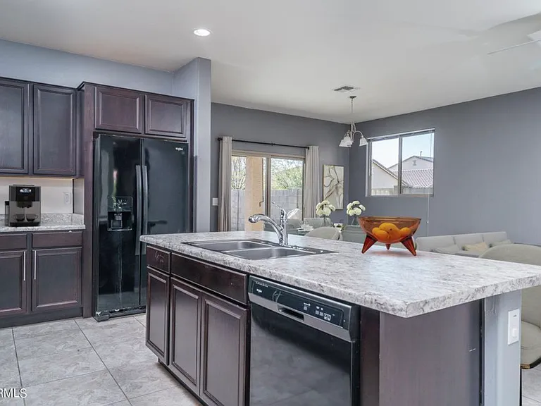 6133 W Evergreen Rd — Photo 7
